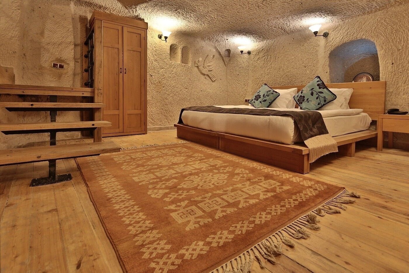 Изображение La Casa Cave Hotel 3*